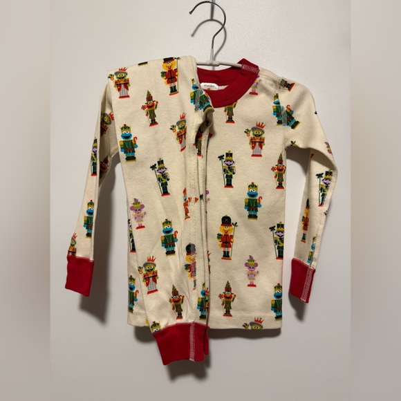 Hanna Andersson Sesame Street Christmas Nutcracker Pajamas - Size 3T - Picture 5 of 7